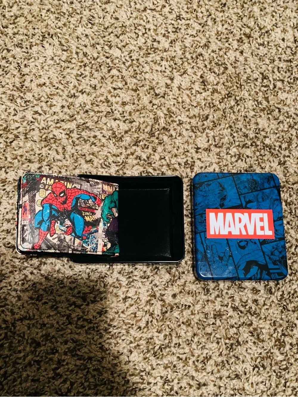Marvel Hero’s Wallet with Comic Theme (Spider-man,Hulk,Captain America, Etc. NWT